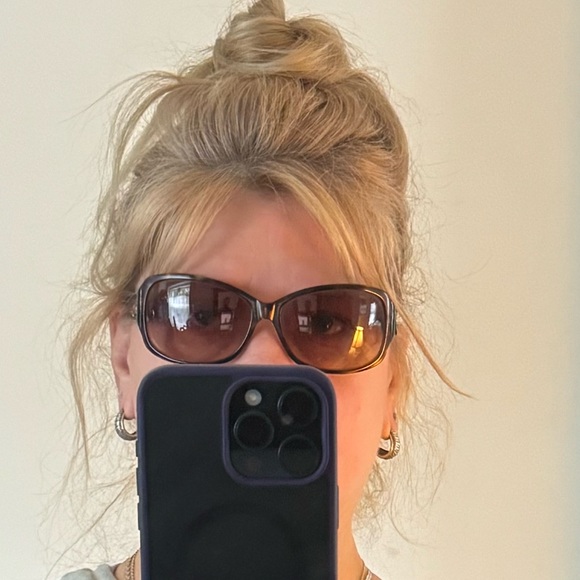 Coach 2 sunglasses with their cases - Picture 16 of 16